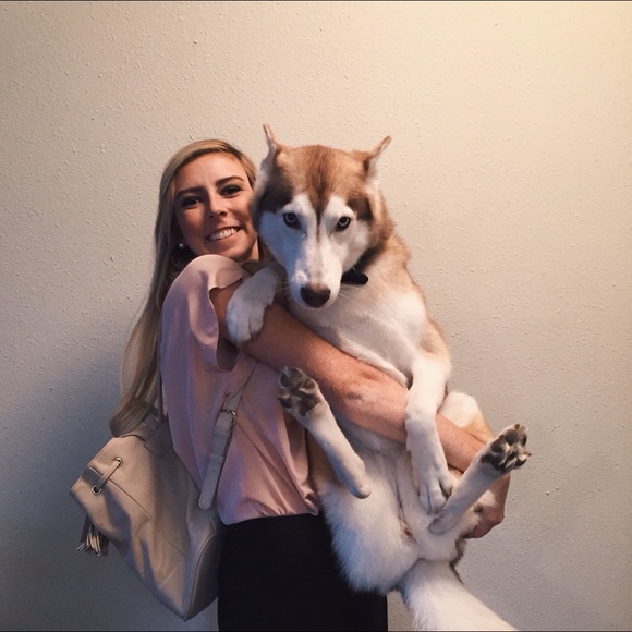 Meet your Posher, Olivia - Picture 1 of 1